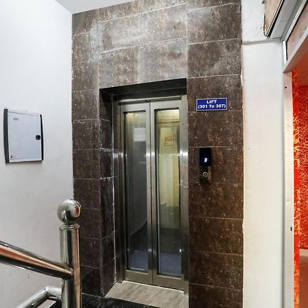 Oyo 72993 Hotel The Gold ファリーダーバード エクステリア 写真