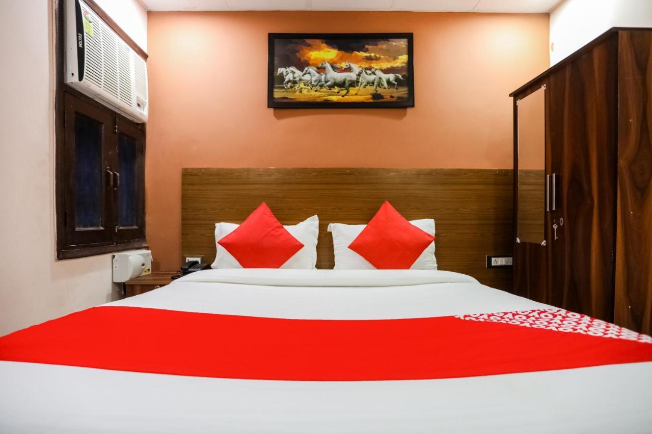 Oyo 72993 Hotel The Gold ファリーダーバード エクステリア 写真